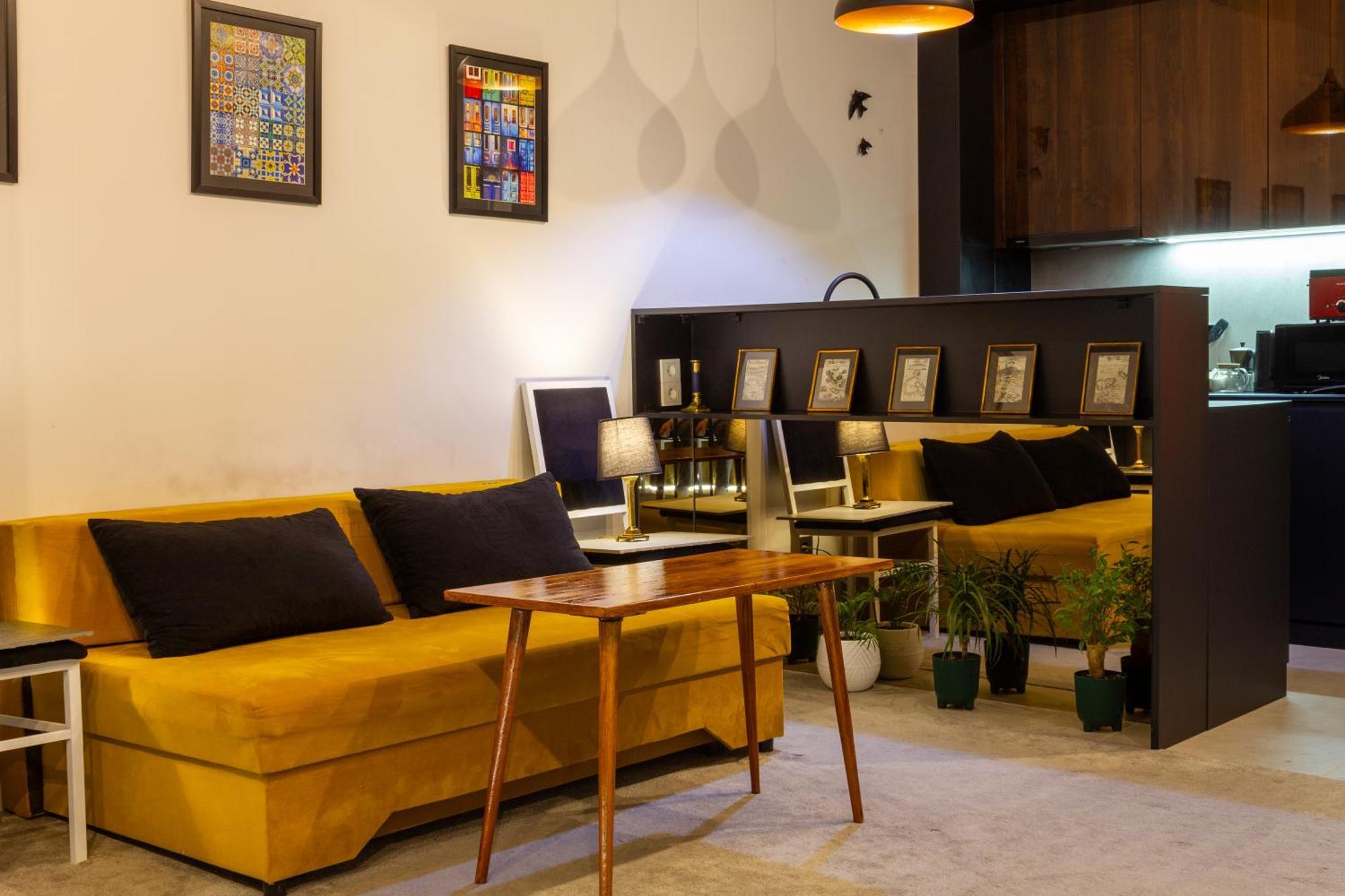 9Th And 6Th Floor Stylish Apartments With Mountainvista بيشكيك المظهر الخارجي الصورة