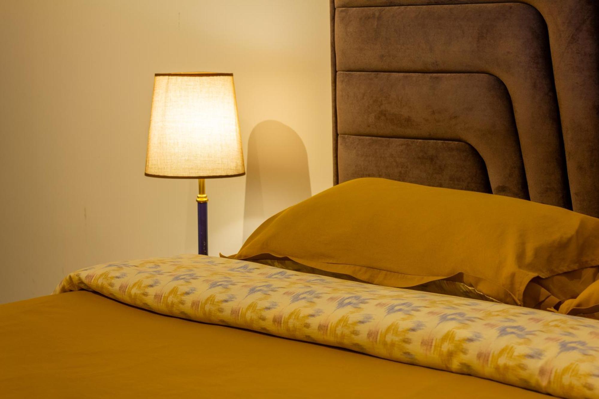 9Th And 6Th Floor Stylish Apartments With Mountainvista بيشكيك المظهر الخارجي الصورة